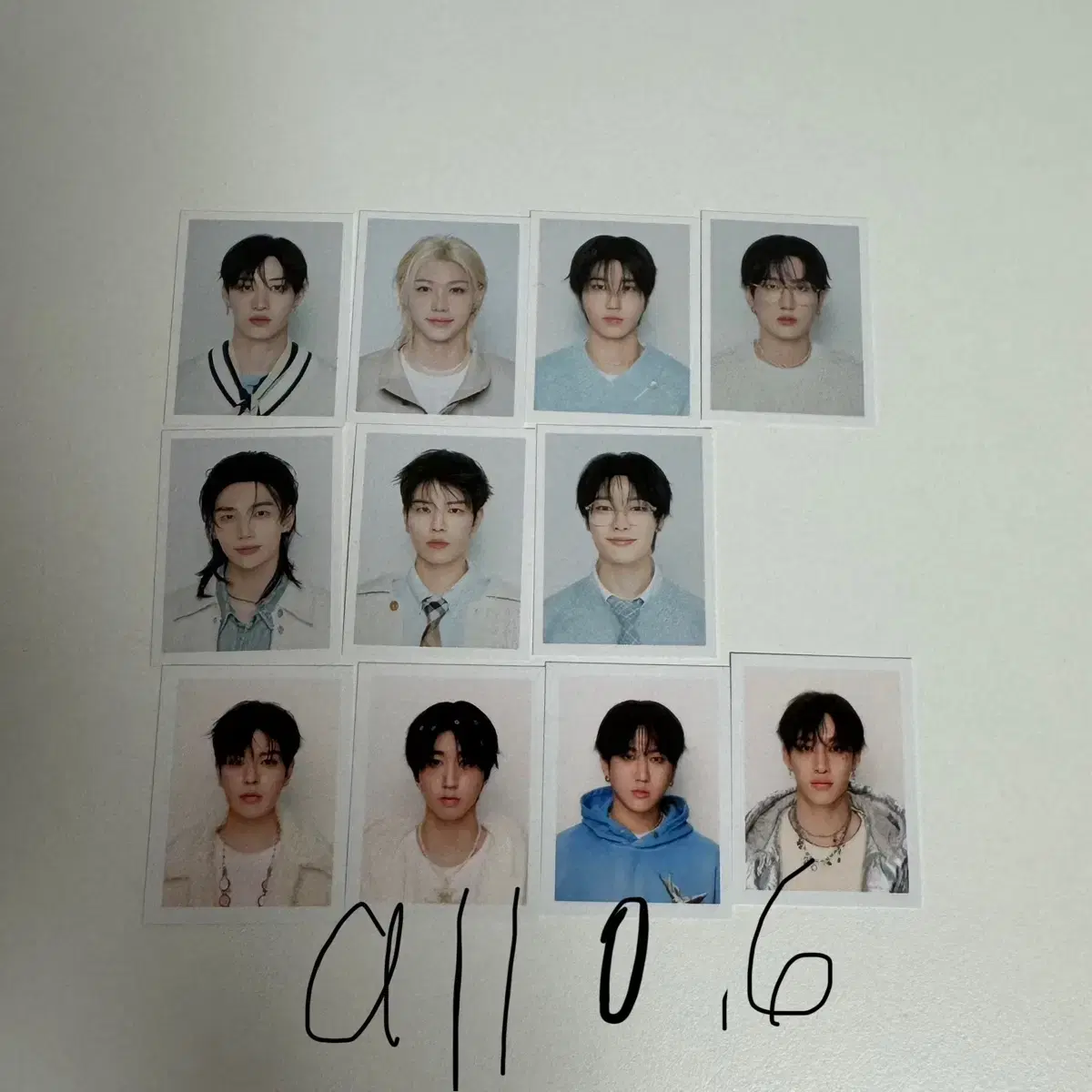 스키즈 방찬 리노 창빈 현진 한 필릭스 승민 아이엔 포카 증사