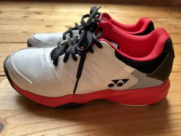 YONEX 테니스화 화이트/레드 파워 쿠션 105