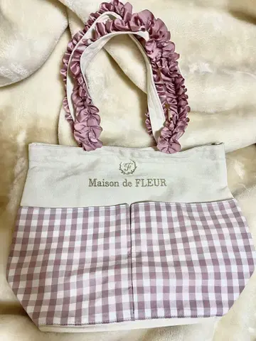 Maison de FLEUR 프릴 핸들 토트백