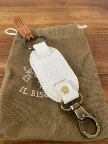 IL BISONTE 화이트 가죽 키링 키링
