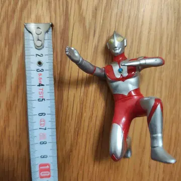 울트라맨 피규어 약 10cm 액션 포즈