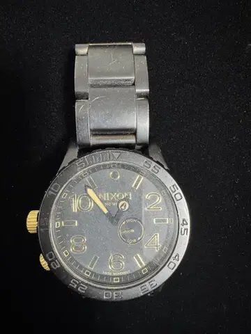 NIXON 크로노그래프 손목시계 300m 방수
