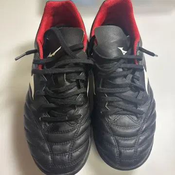 Mizuno 축구화 블랙/레드 25.5cm