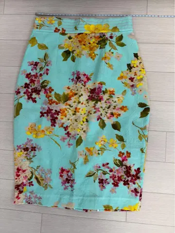 Blumarine 꽃무늬 타이트 스커트 스카이블루