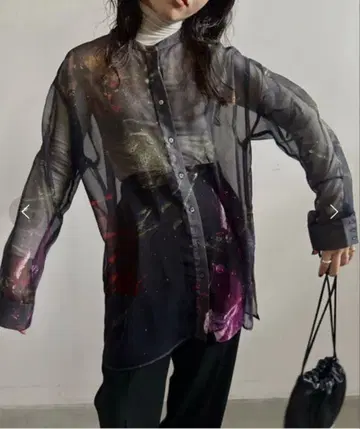 아메리 2웨이 프레스티지 글라스 플라워 블라우스