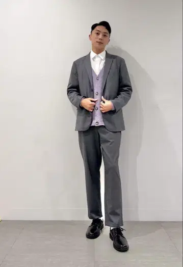 새상품급 지유 GU 테일러드 자켓 테이퍼드 트라우저 셋업