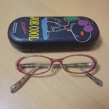 베세페세 안경 덤 케이스 포함