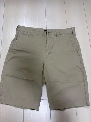 폴로 랄프 로렌 베이지 숏 팬츠 사이즈 4