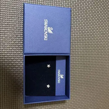 SWAROVSKI 귀걸이 양쪽 귀걸이 미사용