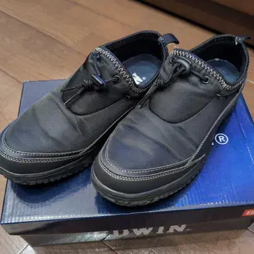EDWIN 여성용 블랙 슬립온 슈즈