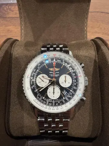 Breitling 네비게이터 타이머 오토매틱 시계