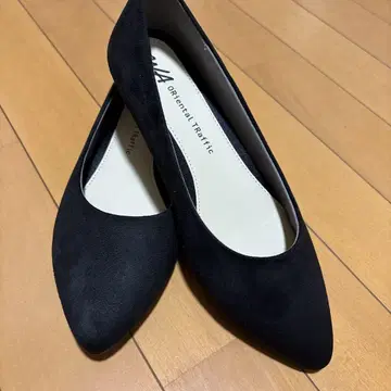 블랙 스웨이드 스틸레토 플랫 슈즈