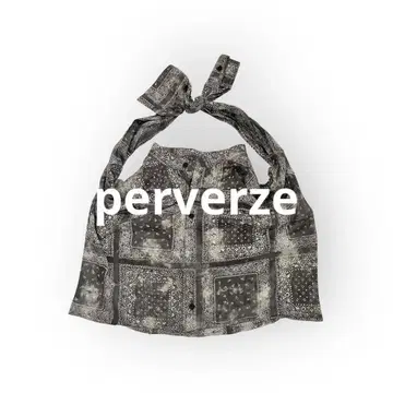 퍼버즈 perverze 반다나 프린트 백 bandana print
