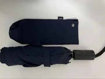 Kiu 접이식 우산 네이비 보관 케이스 포함
