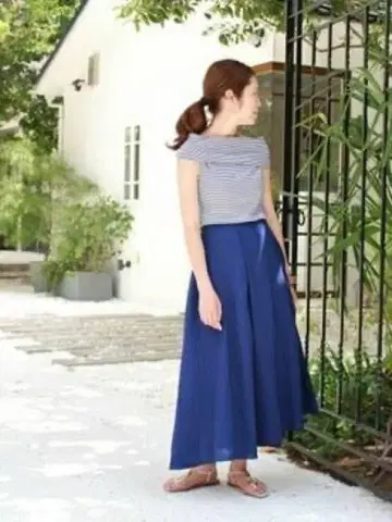 새상품 택 포함 이에나 시어 랜덤 플레어 스커트