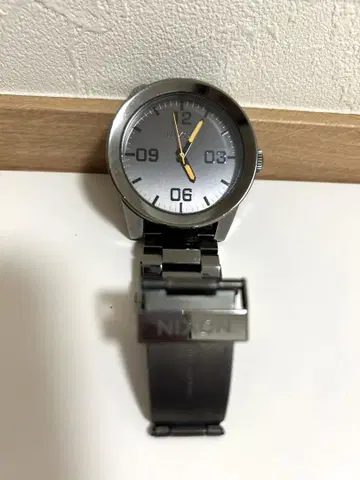 NIXON 닉슨 THE CORPORAL 100M