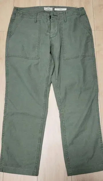 JAPAN BLUE JEANS 별주 베이커 팬츠 세미 와이드 테이퍼드