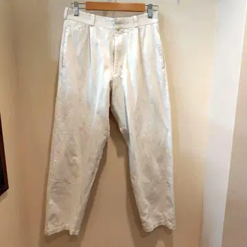 야에카 턱 테이퍼드 화이트 29