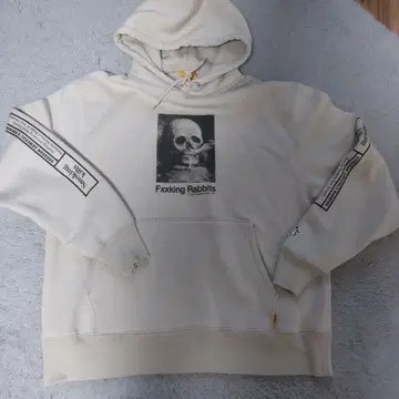 Fxxking Rabbits 스컬 프린트 후드티