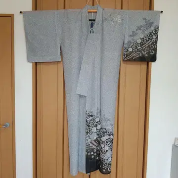 여름 아이템 기모노 꽃무늬 그레이 일본 의류 단이 기모노
