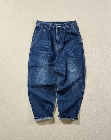 그라프페이퍼 셀비지 데님 투턱 팬츠