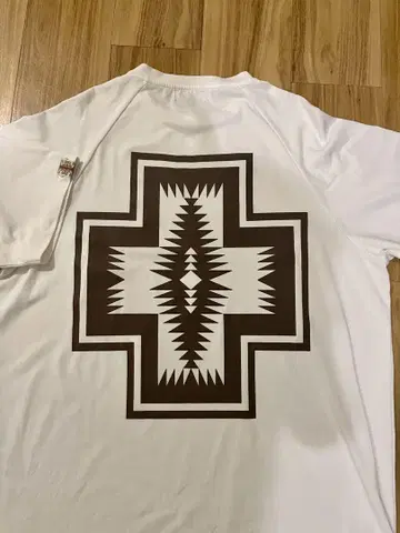 Pendleton 백 프린트 티셔츠 화이트