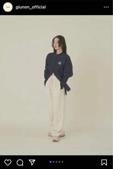 GIUNON 프론트 슬릿 셔츠 네이비