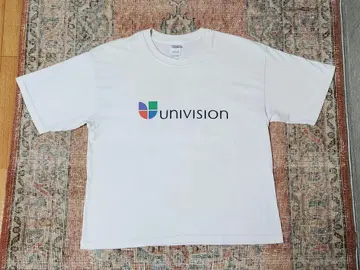 90년대 00년대 길단 Univision 기업 티셔츠