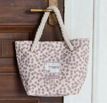 미사용 새상품 herlipto CherryToteBag 체리 토트