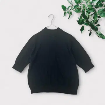 에네스베 7부 소매 니트 하이넥 무지 심플 면 100