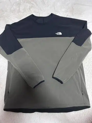 The North Face 긴팔 티셔츠 올리브