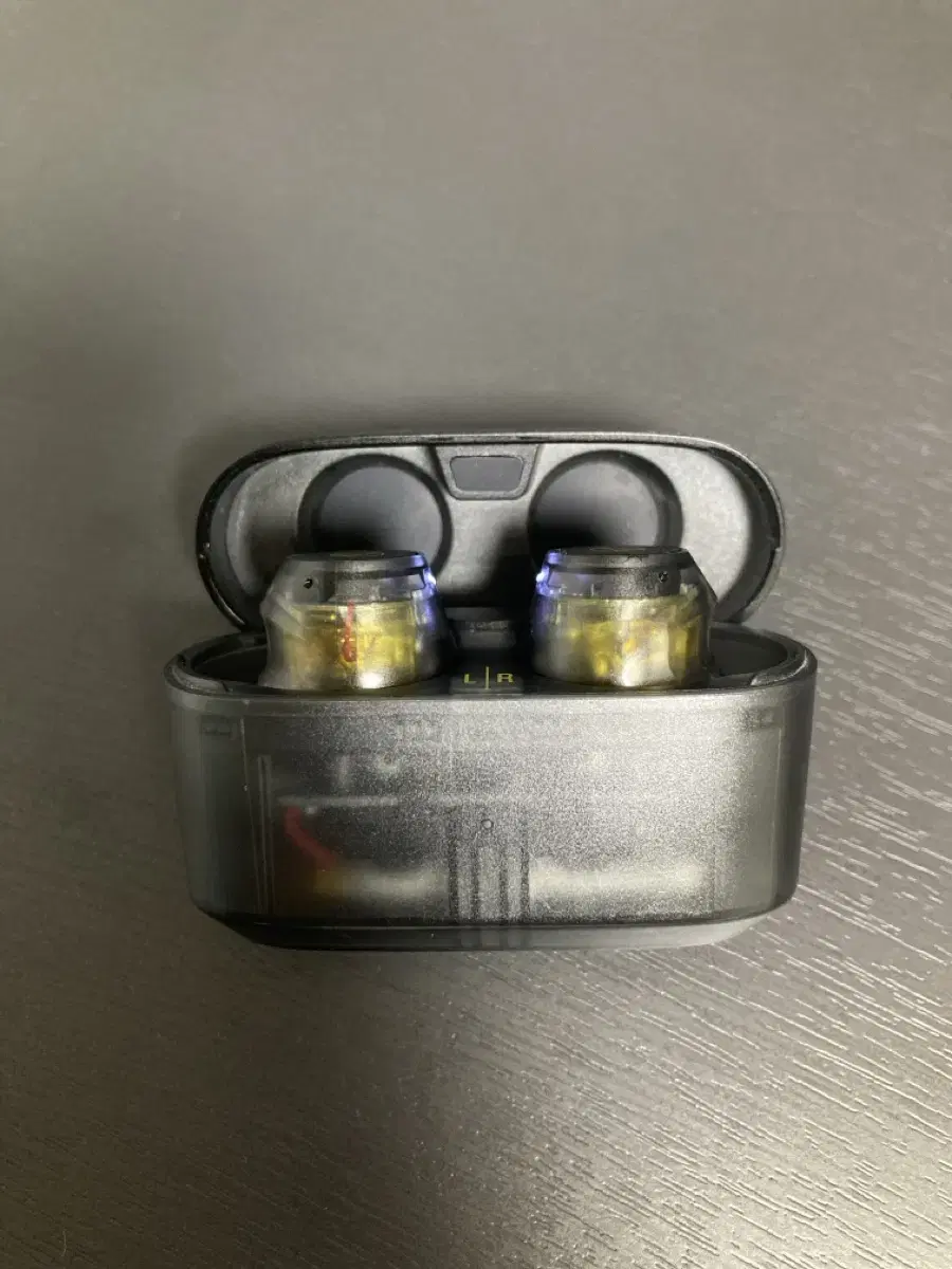 Final Price) Audio-Technica Wireless Earphones ATH-CKS30TW+