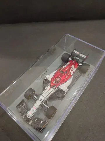 스파크 1/43 F1 2019 알파 로메오 레이싱 C38
