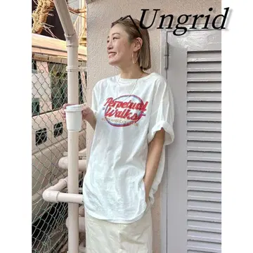 Ungrid 투어 로고 루즈 티셔츠 반팔 여성용 화이트 화이트