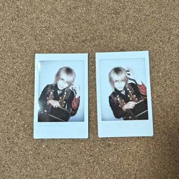 이십타치 폴라로이드 다우토 나오토