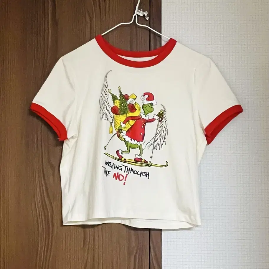 1993STUDIO 93 Track Crop Ringer T-shirt_Oat Beige on Bunjang