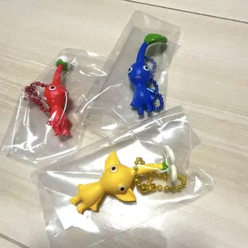 피크민 후르츠 마스코트 구미 마스코트 빨간색 파랑 노랑