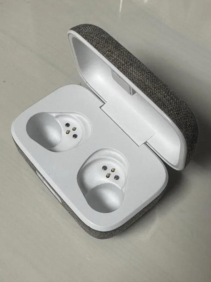 [Free shipping] Sennheiser Momentum 3 Body