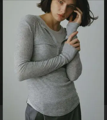 etretokyo 시어 스트라이프 헨리넥 탑