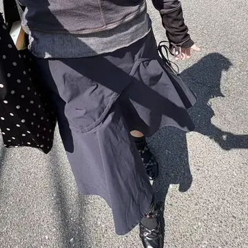 미세키 서울 / 시링 러플 미디 스커트