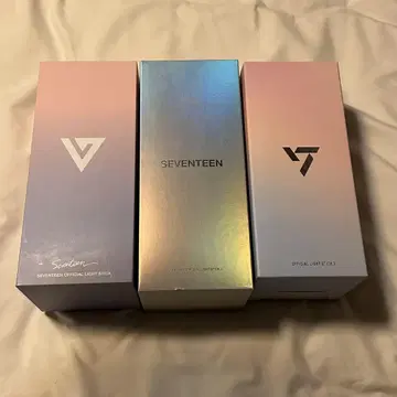 SEVENTEEN 역대 공식 응원봉 세트