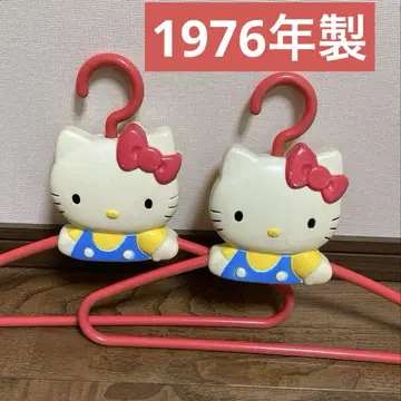 헬로키티 행거 쇼와 레트로