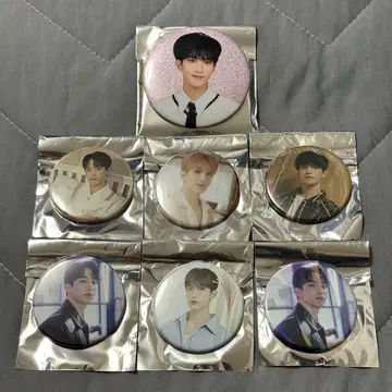 SEVENTEEN holiday cafe 캔뱃지 도겸