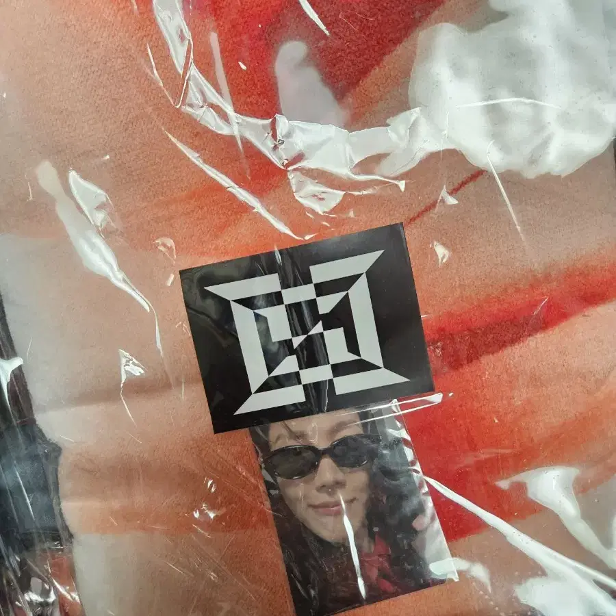 J-Hope Concert Gift Jhope towel and photocard on Bunjang