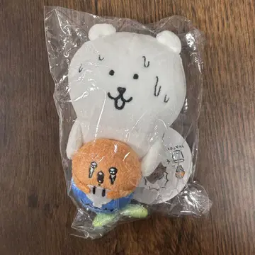 나가노 마켓 데스크탑에서 지켜보는 봉제 인형 모글라 고로케의 꿈