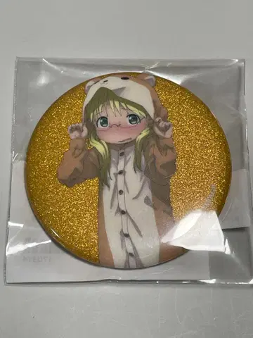 메이드 인 어비스  리코 인형옷 파자마 ver. 글리터 캔뱃지