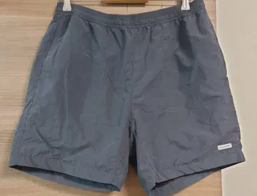HELly Hansen 차콜 그레이 하프 팬츠 수륙 양용