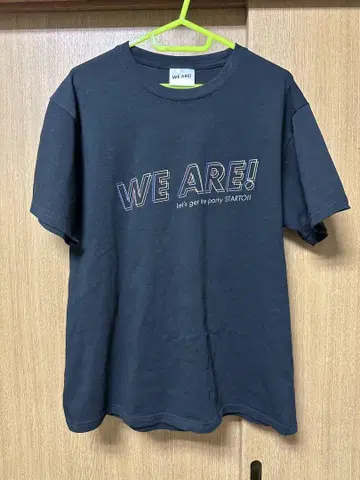 WE ARE  굿즈 티셔츠 블랙