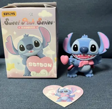 52TOYS 스티치 피규어