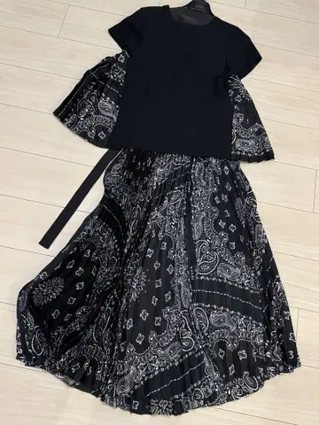Sacai 플리츠 티셔츠 스커트 셋업